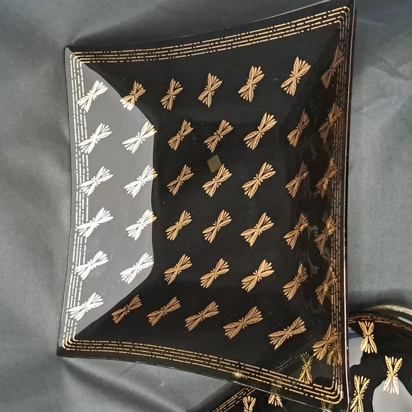 Cera Glass Other - Vintage Black and Gold Patterned Trays